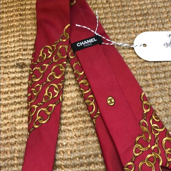 VINTAGE CHANEL TIE - Picture 3 of 5
